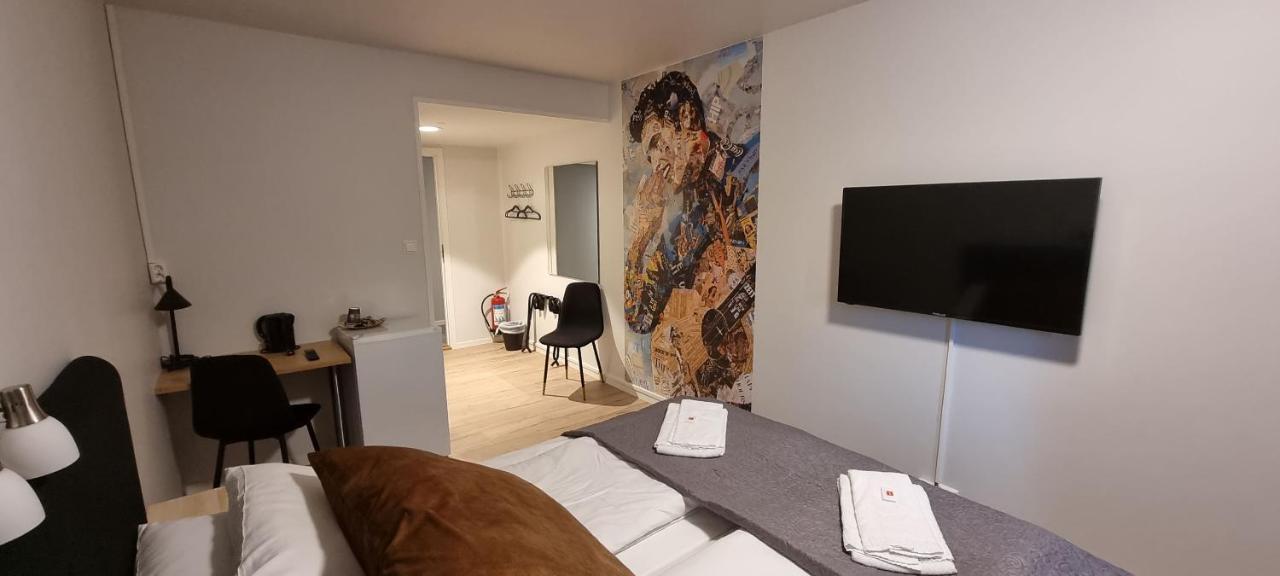 Husnes Sentrum Hotell ภายนอก รูปภาพ