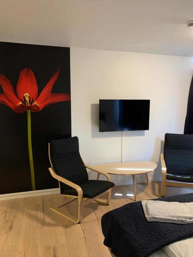 Husnes Sentrum Hotell ภายนอก รูปภาพ