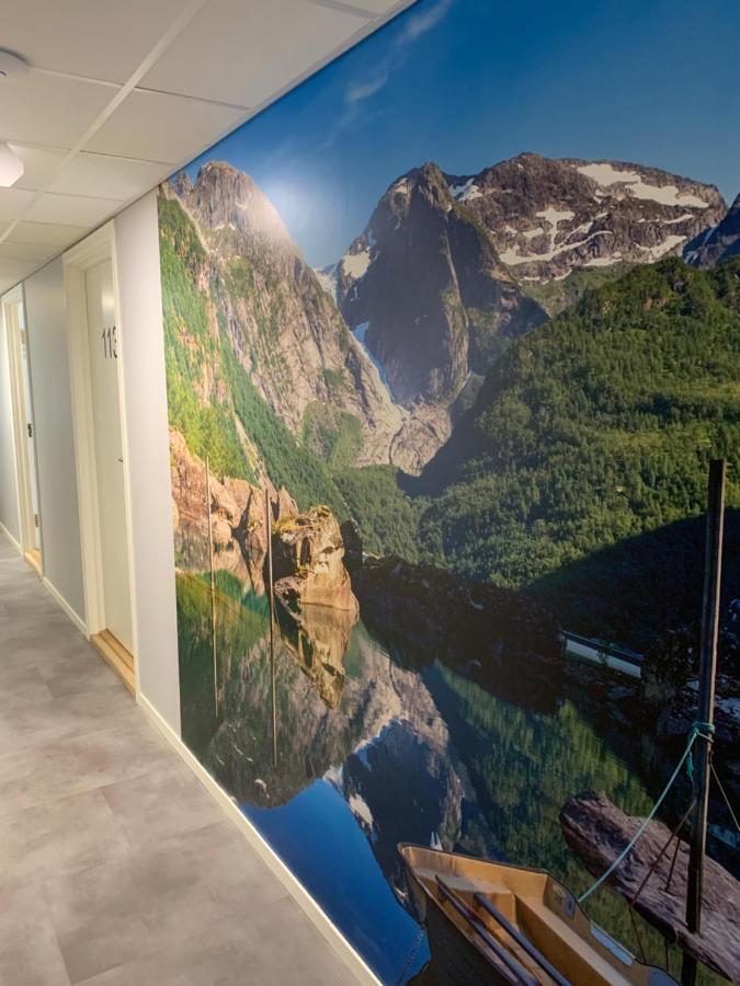 Husnes Sentrum Hotell ภายนอก รูปภาพ